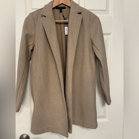 Banana Republic Jackets & Blazers - New - Banana Republic Classic Tan Trench Coat